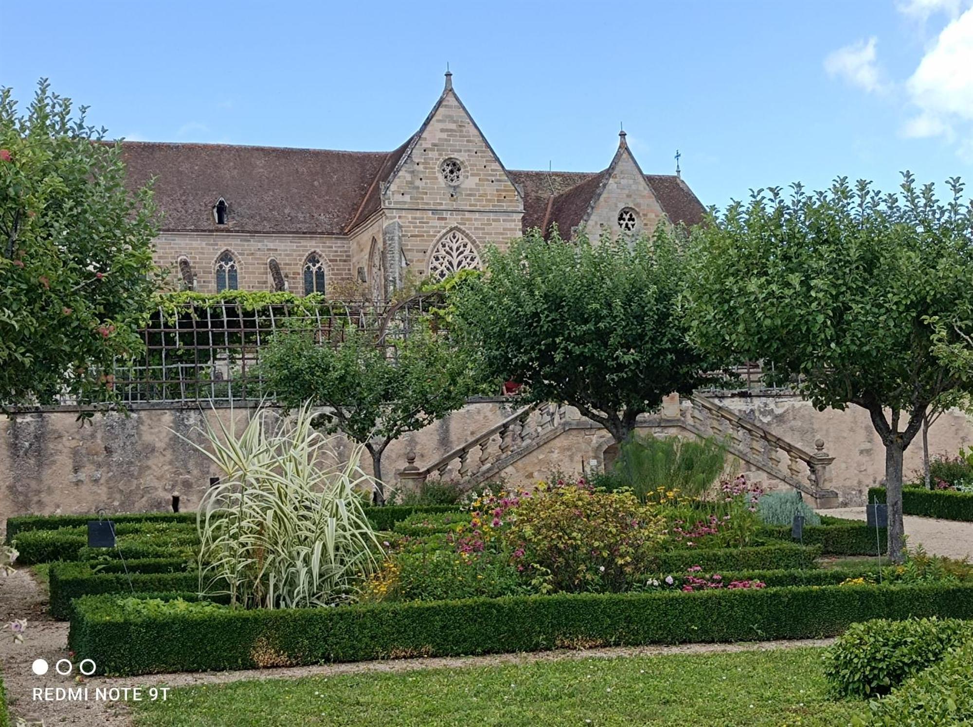 La Halte Du Clos Souvigny Extérieur photo